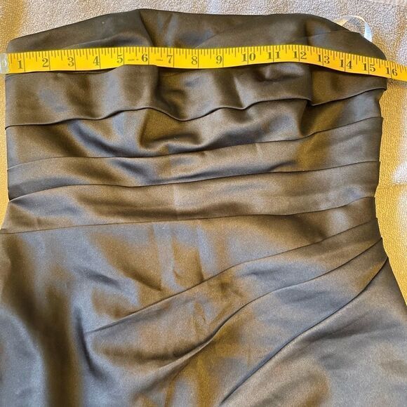 DAVID’S BRIDAL Black Short Pleated Satin Strapless Mini Dress.Size 8 - Picture 13 of 14